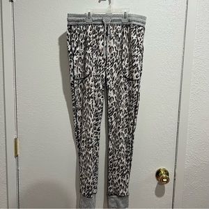 Karen Neuburger Lounge Pants